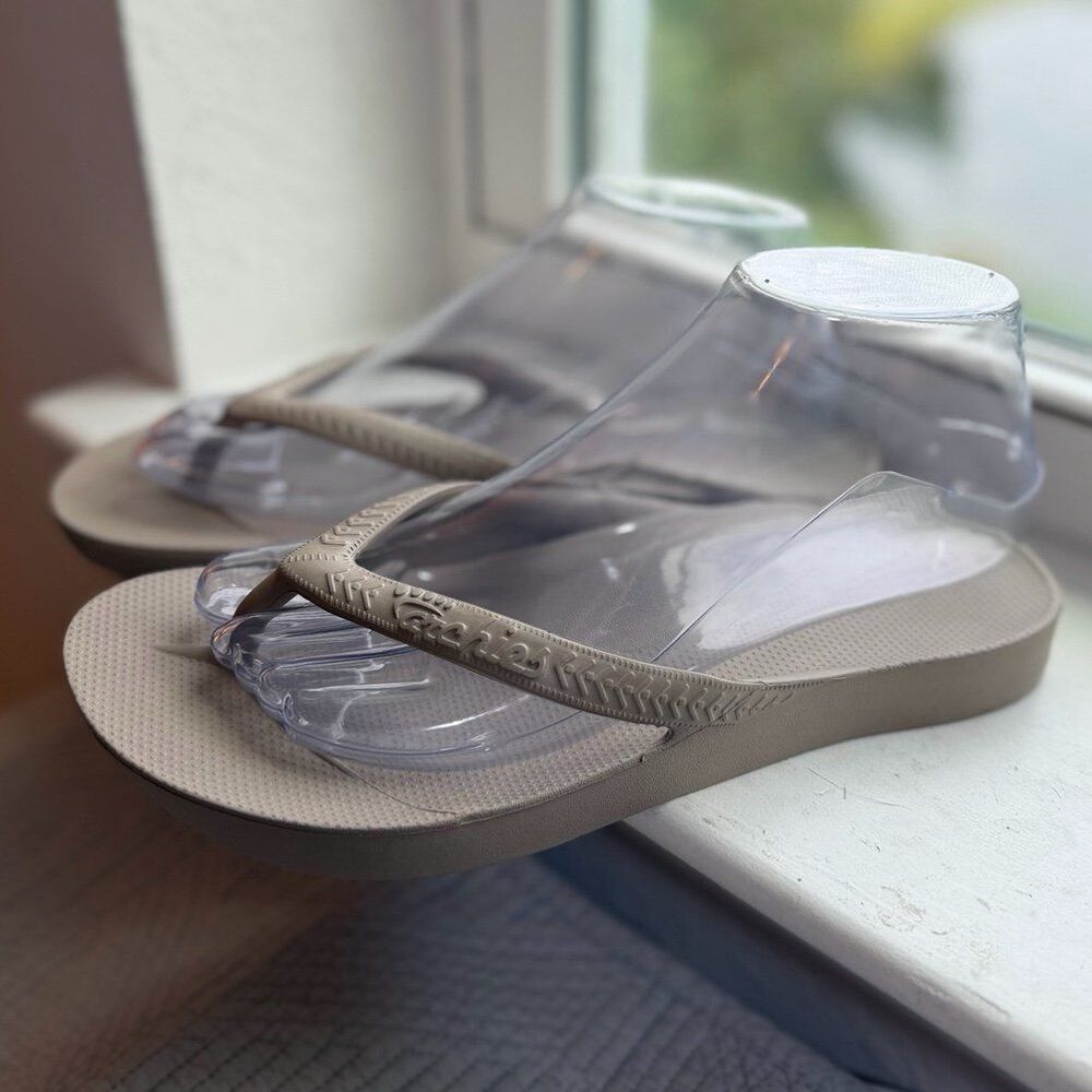 Archie’s Arch Support Thong Flip Flop Sandals in Taupe Men’s 7 | Women’s 8 NWOT